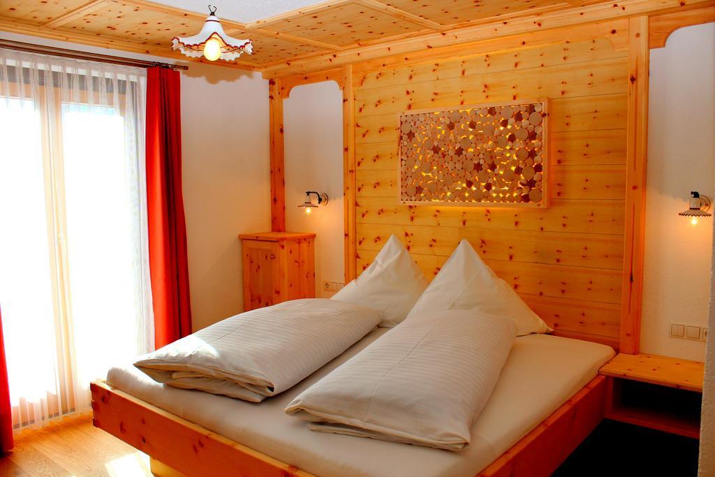 Pension Widmann Stulles Екстериор снимка